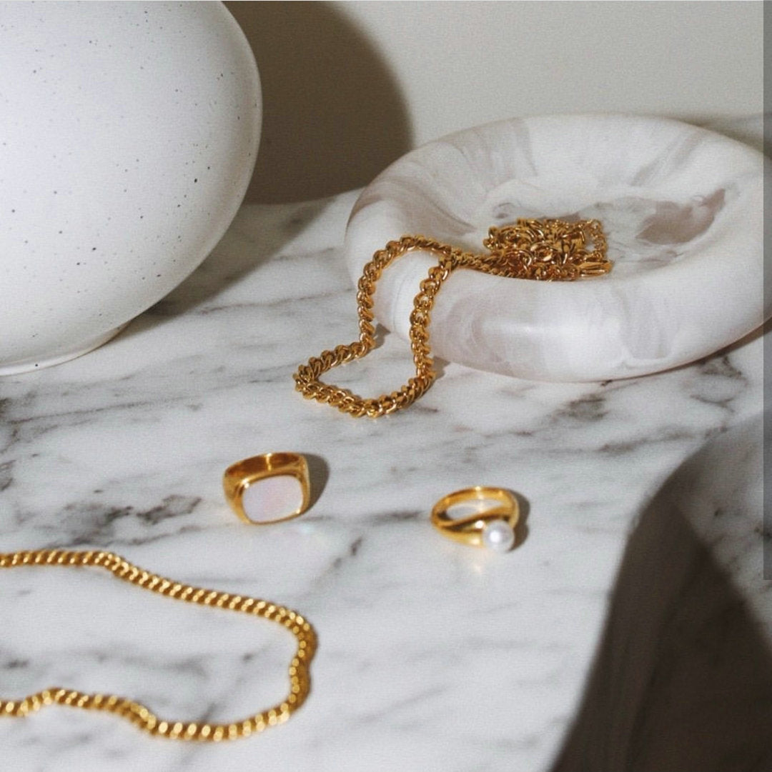 18K Gold Vintage Simple Cuban Chain Design Versatile Necklace - Camili Bel Creations Gift Shop